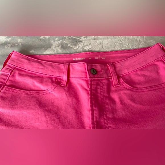 Pink Jeans Short - Old Navy - Picture 3 of 5